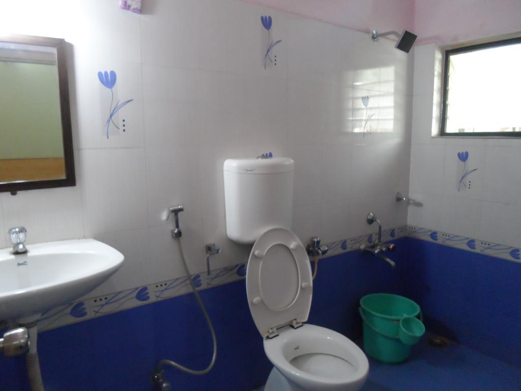 Hotel Pasuparthy Residency Tirupati Eksteriør bilde