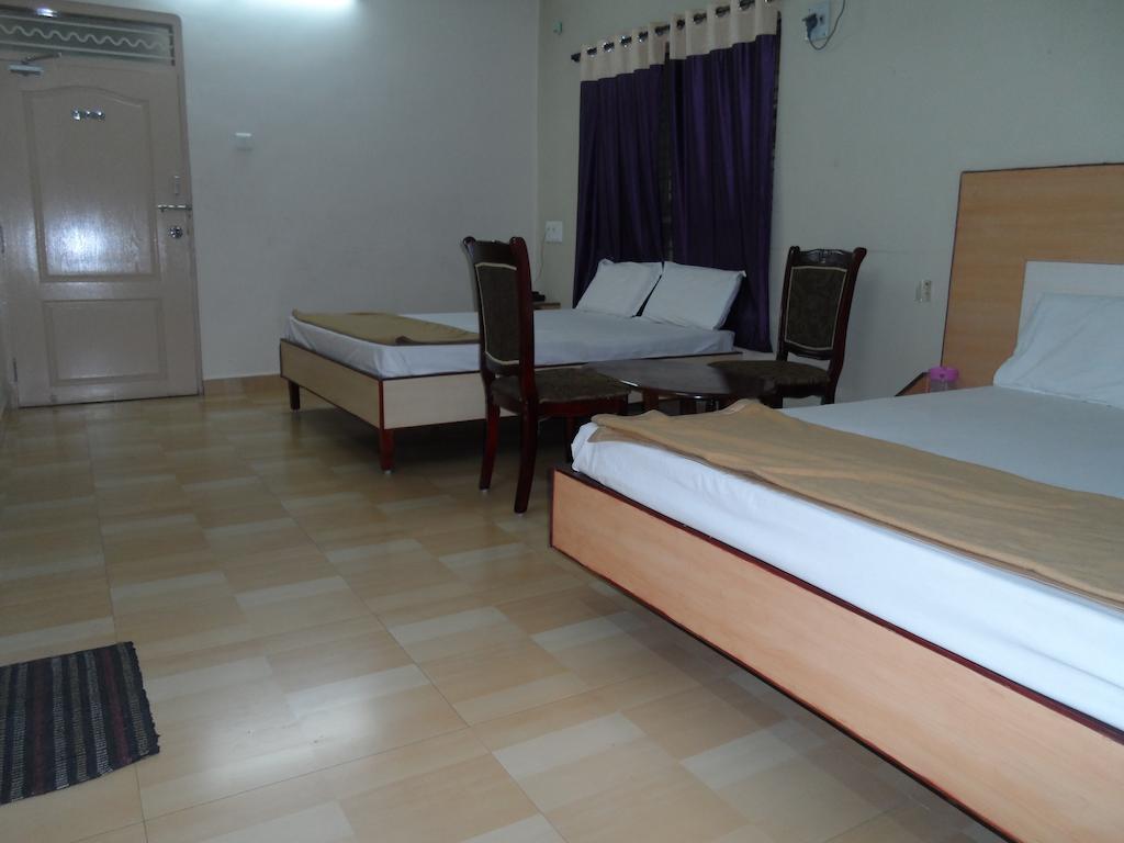 Hotel Pasuparthy Residency Tirupati Rom bilde